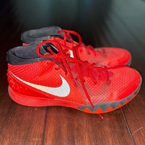 Nike Kyrie Flytrap Red